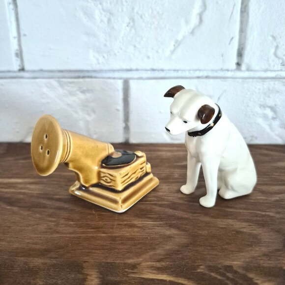 Other - Vintage Nipper RCA Dog & Record Player Ceramic Salt & Pepper Shaker Set